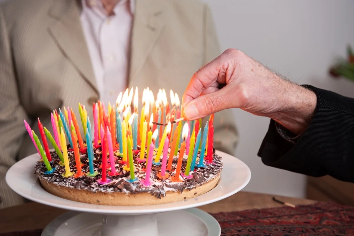 Corpo humano seria capaz de viver até os 156 anos, sugere pesquisa