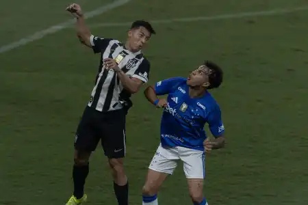 Atlético x Cruzeiro: FMF anuncia leilão de itens utilizados na final do Mineiro