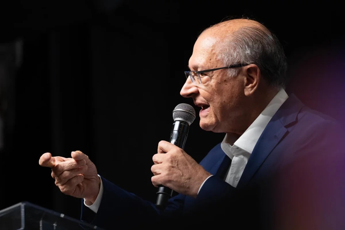 PSB realiza convenção para confirmar Alckmin como vice na chapa de Lula