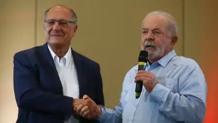 PSB oficializa Geraldo Alckmin como vice de Lula em convenção nacional