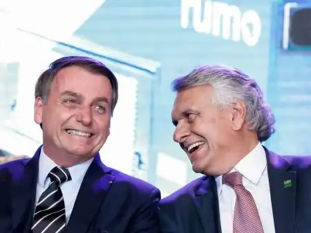 Ronaldo Caiado intensifica críticas à família Bolsonaro e aumenta engajamento nas redes sociais