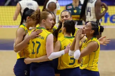 Brasil enfrenta Itália na semifinal da Liga das Nações Feminina de Vôlei