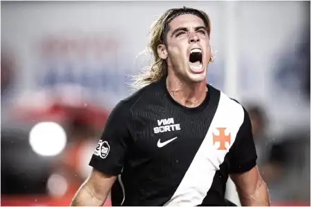 Spinelli se destaca e se torna artilheiro do Vasco na temporada após empate com Independiente Medellín