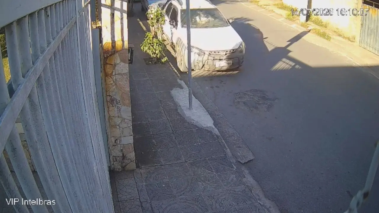 Caminhonete de padre é roubada durante missa em Divinópolis