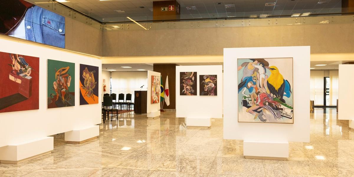 Exposições de Darío Velasco e Ricardo Horta estão em cartaz no TJMG até 18 de agosto