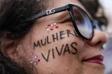 Governo de Minas destina R$ 21,5 bilhões para políticas de atendimento a mulheres vítimas de violência em 2026