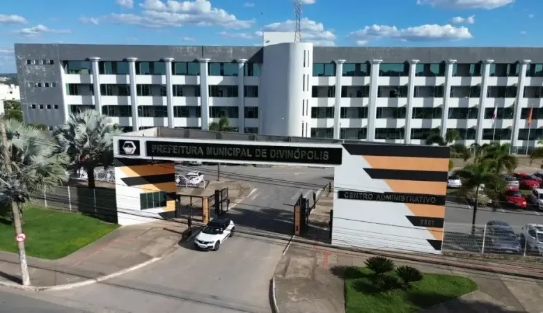 Divinópolis fixa pagamento do 13º salário de 2026 em parcela única para 30 de novembro