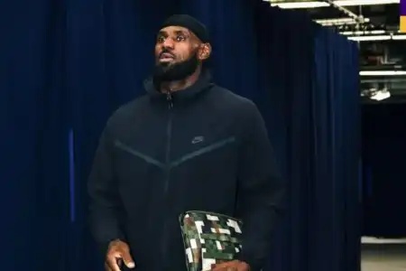 Vazou? Time da NBA deixa escapar evento da apresentação de LeBron James