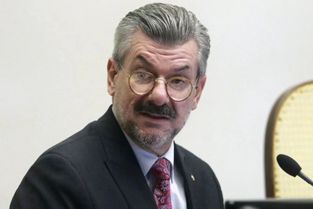 STF autoriza PF a investigar ministro Marco Buzzi por venda de sentenças no STJ; Moura Ribeiro também é alvo