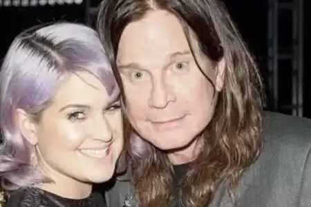Filha de Ozzy Osbourne lamenta 1 ano sem o pai : ‘Sinto falta de quem eu era’