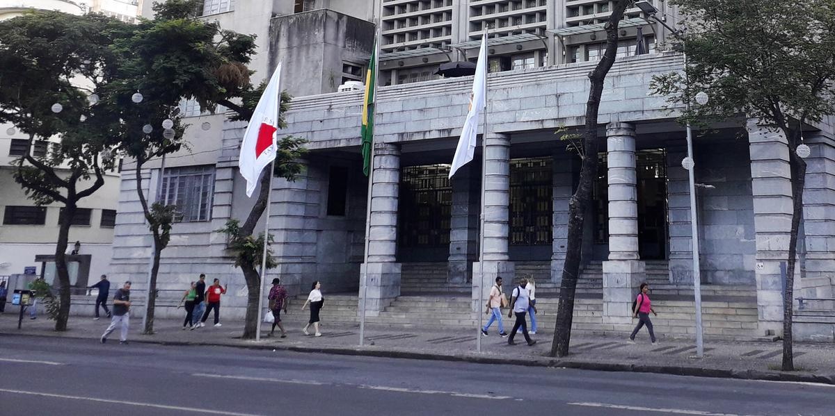 Prefeitura de Belo Horizonte aprova diretrizes orçamentárias para 2027 com previsão de déficit de R$ 308 milhões