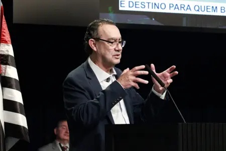 Augusto Cury realiza evento na Avenida Paulista para diálogo com eleitores na terça-feira (15)