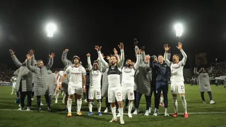 Fluminense garante classificação à semifinal da Libertadores e mira vaga direta no G4 do Campeonato Brasileiro