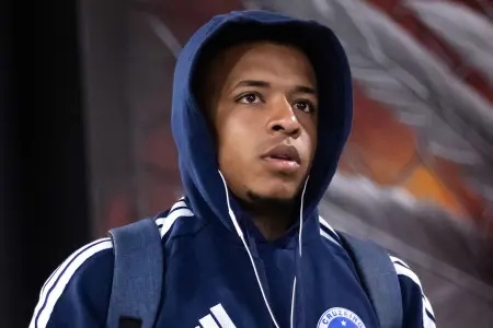 Ex-atleta do Atlético que transferiu-se por R$ 526 milhões provoca rival do Cruzeiro após clássico
