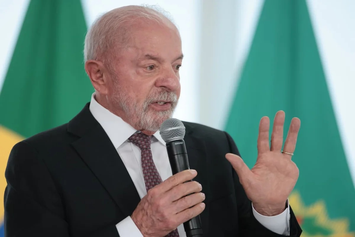 Pesquisa AtlasIntel aponta estabilidade na desaprovação ao governo Lula e leve crescimento na aprovação