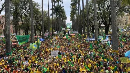 Parlamentares de direita tentam redirecionar protestos do 7 de Setembro para críticas a Moraes, enquanto organizadores mantêm foco crítico ao governo Lula