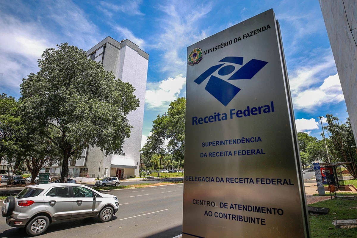 Secretário da Receita Federal afirma que não há risco de retrocesso na reforma tributária, mesmo com possíveis resultados eleitorais adversos