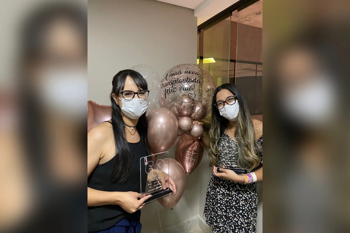 Mulher que recebeu rim de irmã relata conexão além do entendimento após transplante realizado em 2022