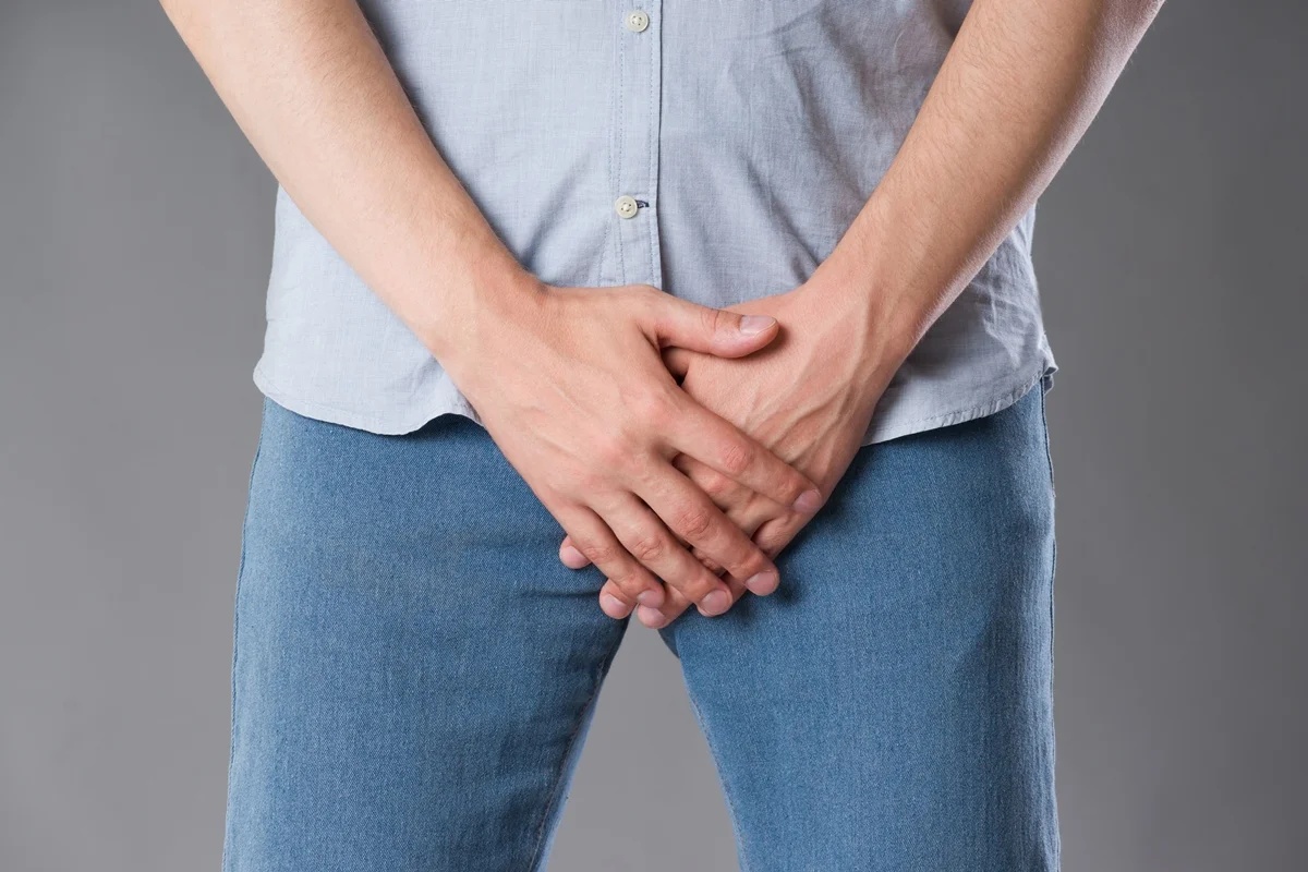 Homem na China apresenta desconforto ao urinar e é diagnosticado com múltiplos corpos estranhos metálicos alojados no pênis e outros órgãos
