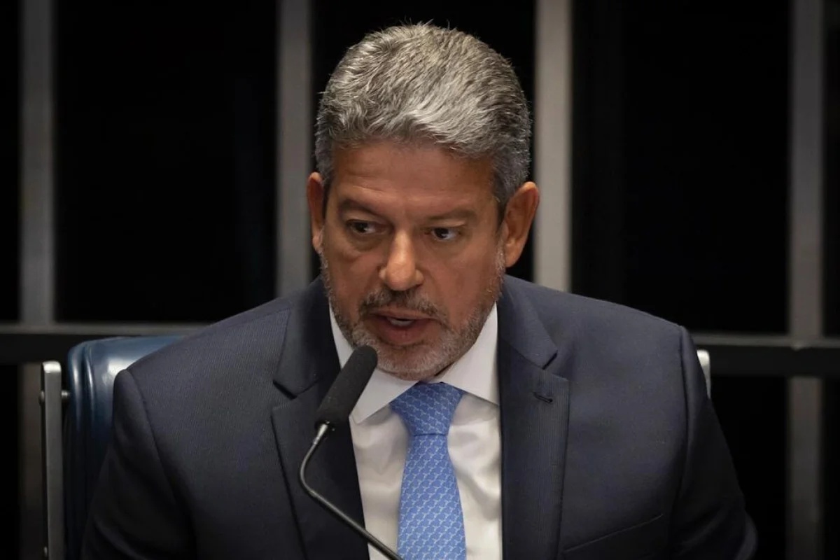 Pesquisa aponta disputa acirrada ao Senado em Alagoas entre Lira, Marina JHC e Renan Calheiros
