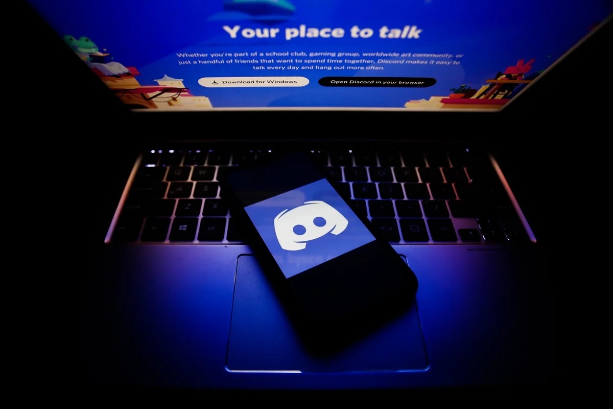 Discord remove aplicativos de terceiros que burlavam bloqueio de recursos de vídeo no Brasil