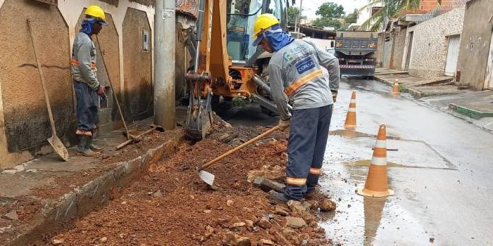 Copasa deve destinar R$ 300 milhões para recuperação de vias em Belo Horizonte em acordo com Prefeitura e Ministério Público