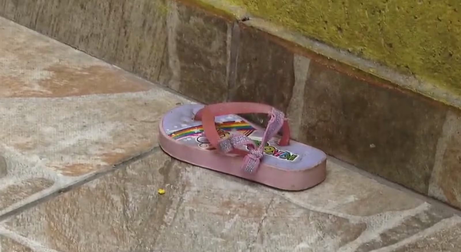 Bebê de 1 ano e cinco meses morre após passar mal na casa de cuidadora em Belo Horizonte; Polícia Civil investiga o caso