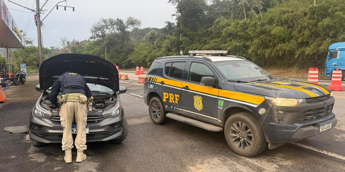 Veículo furtado em São Gonçalo é recuperado na BR-040 em Juiz de Fora com registro de clonagem