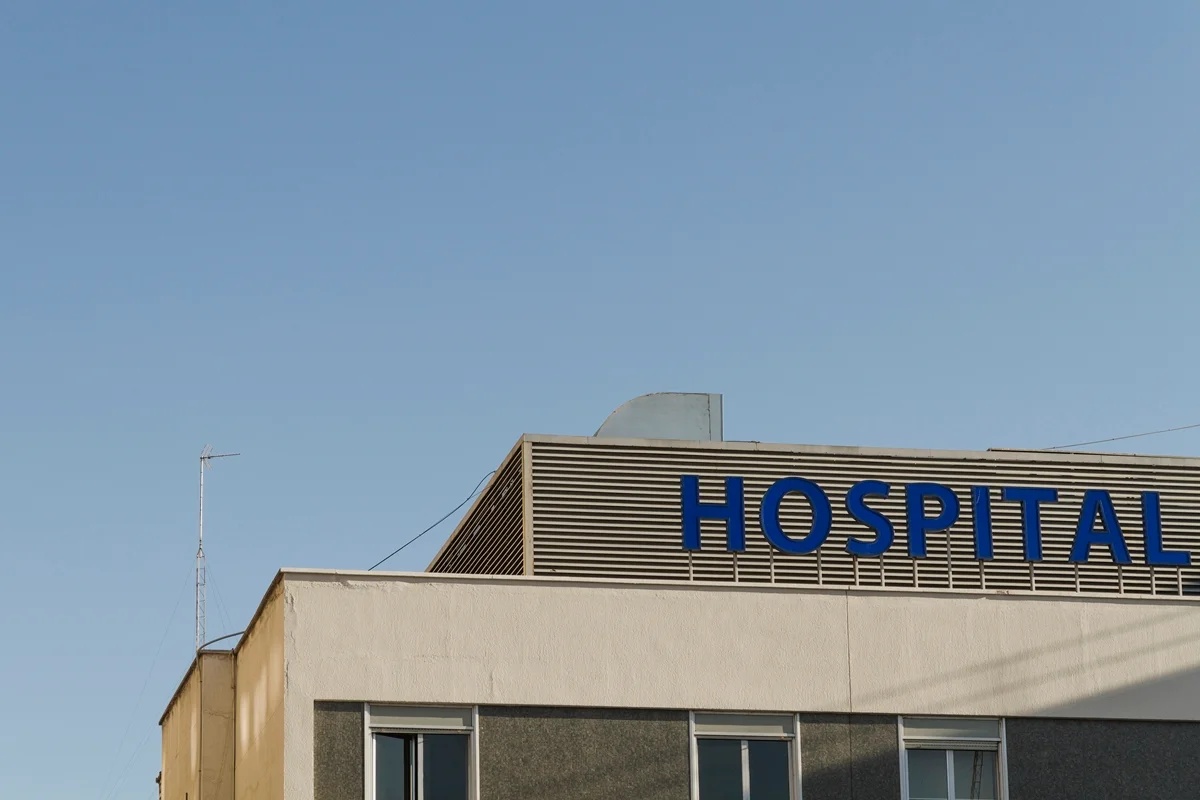 Hospitais de transição promovem alta segura e reabilitação de pacientes em recuperação de condições graves