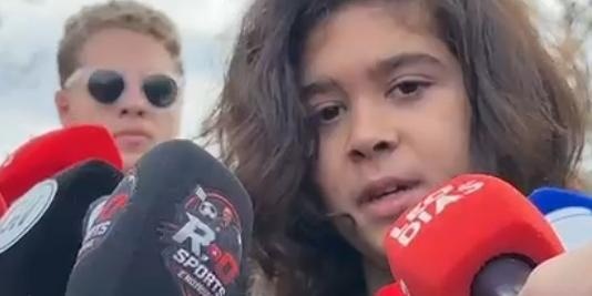 Filho de Bruno Avelar emociona ao falar sobre o pai durante velório em Belo Horizonte