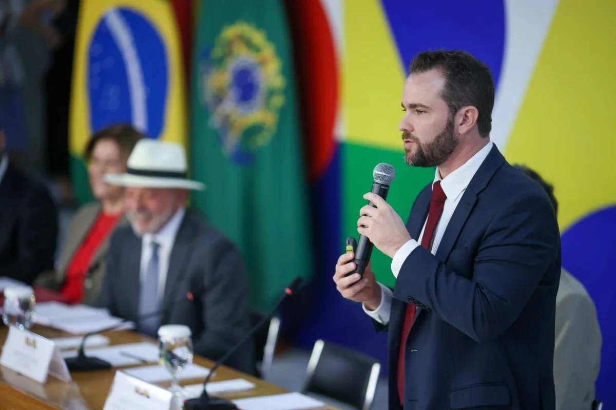Governo planeja convocar clubes e confederações para avaliar impacto da proibição das apostas esportivas no futebol brasileiro