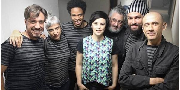 Banda mineira Pato Fu realiza show gratuito na Praça da Liberdade durante o Festival Laços