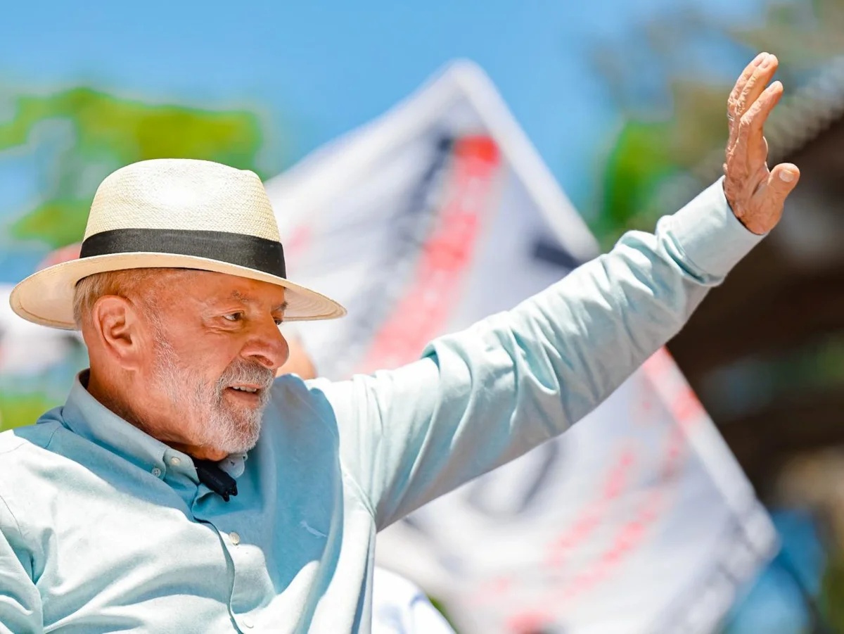 Pesquisa Quaest aponta redução na desaprovação do governo Lula e aumento na aprovação