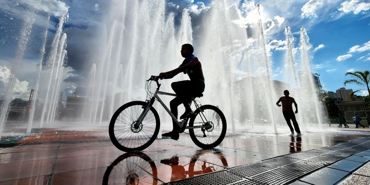 Belo Horizonte registra recorde de temperatura máxima neste ano ao atingir 36,6°C