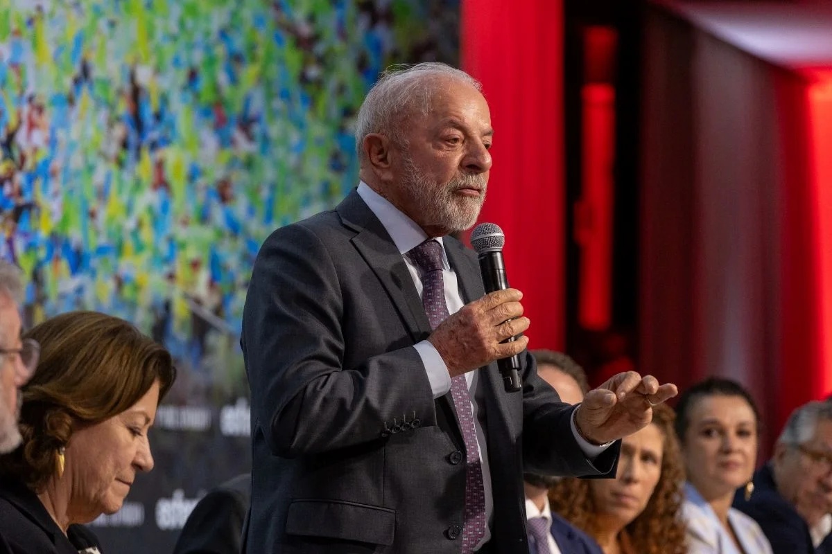 Lula afirma que a credibilidade do STF está “muito baixa” e defende reforma no Judiciário