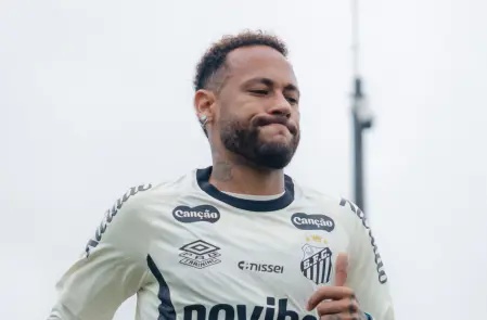 Neymar sofre lesão muscular e desfalcará o Santos nas próximas partidas decisivas