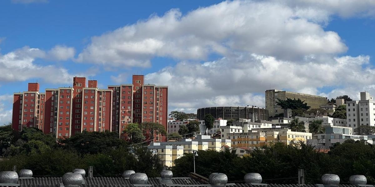Primeira semana de setembro em Belo Horizonte deve ter tempo seco, calor e possibilidade de chuva