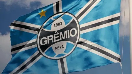 Homem que se passava por técnico do Grêmio é preso após aplicar golpe de R$ 22 mil em jogador do clube