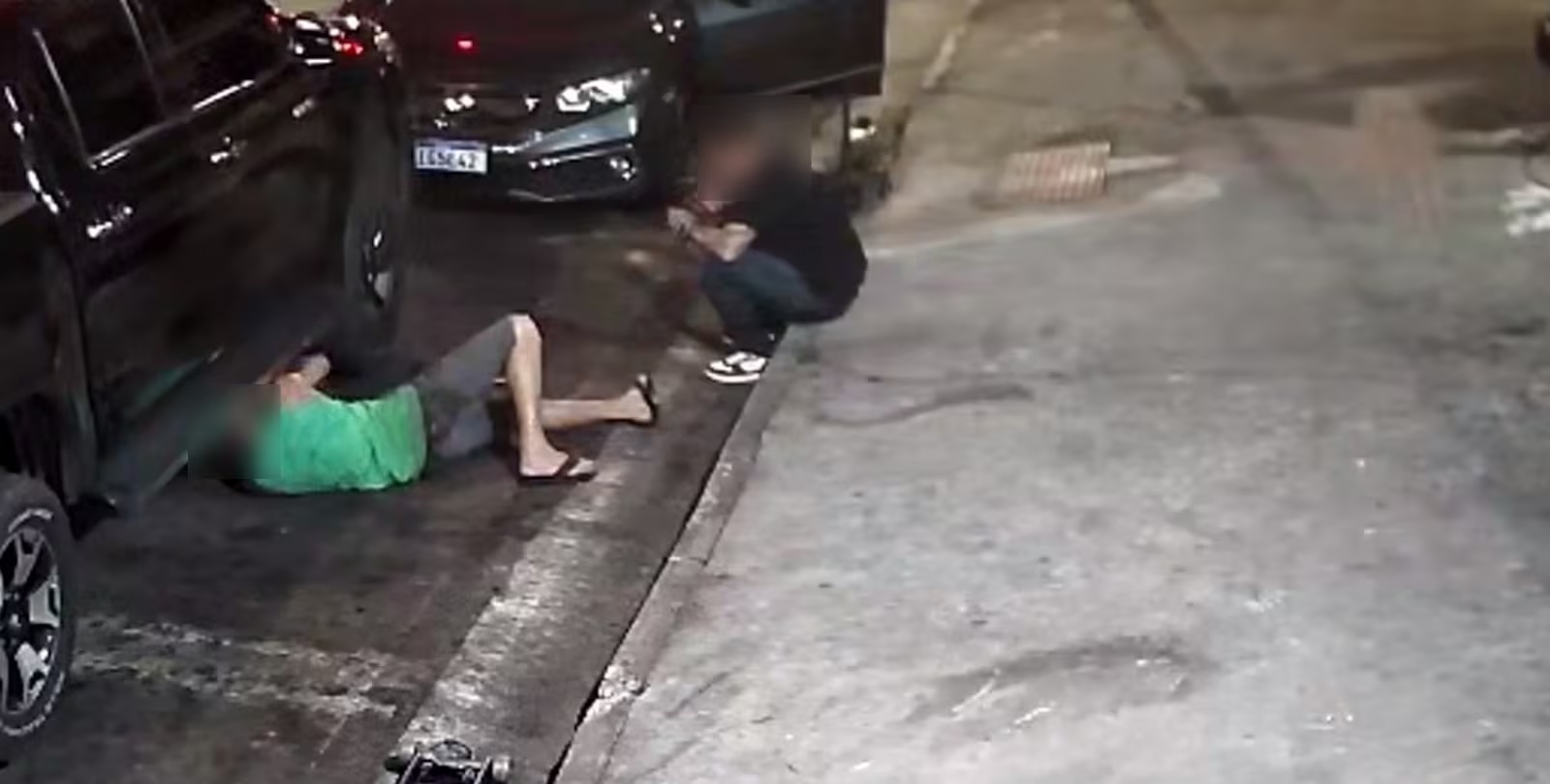 Troca de tiros durante tentativa de assalto em Contagem resulta na fuga de suspeitos e abandono de motocicleta