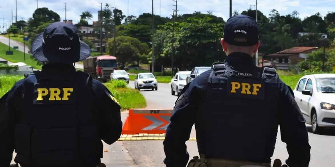 PRF restringe circulação de veículos de carga em rodovias de Minas Gerais neste domingo