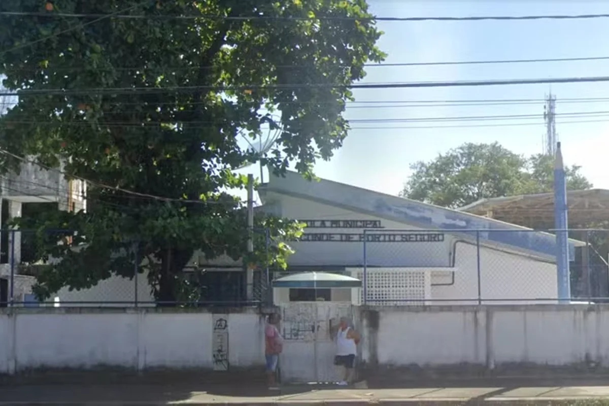 Infestação de pulgas transfere 10 seções eleitorais e altera local de votação de 3 mil eleitores no Rio