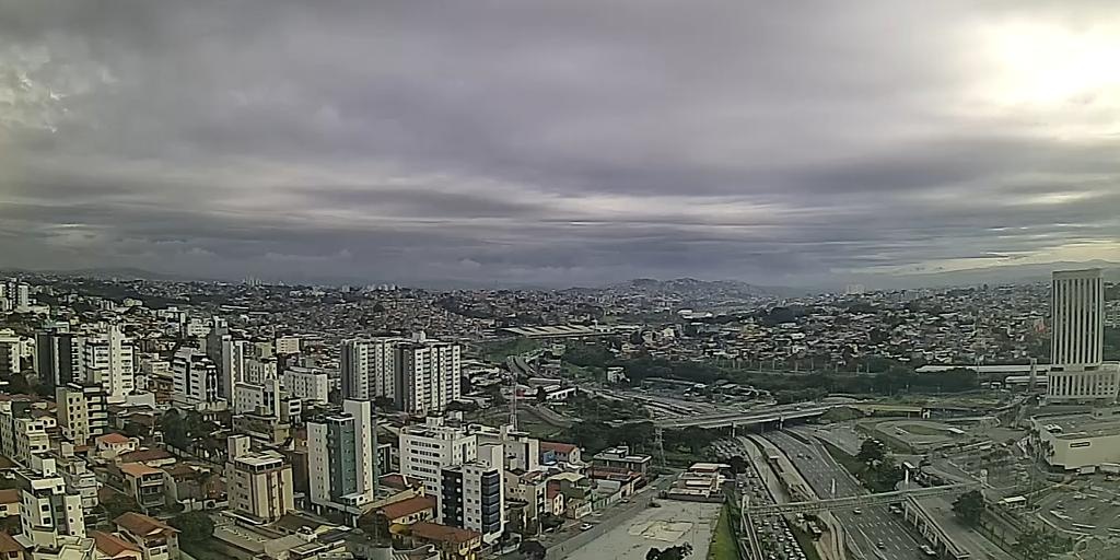Belo Horizonte terá segunda-feira nublada, com máxima de 28°C e chuva acompanhada de raios