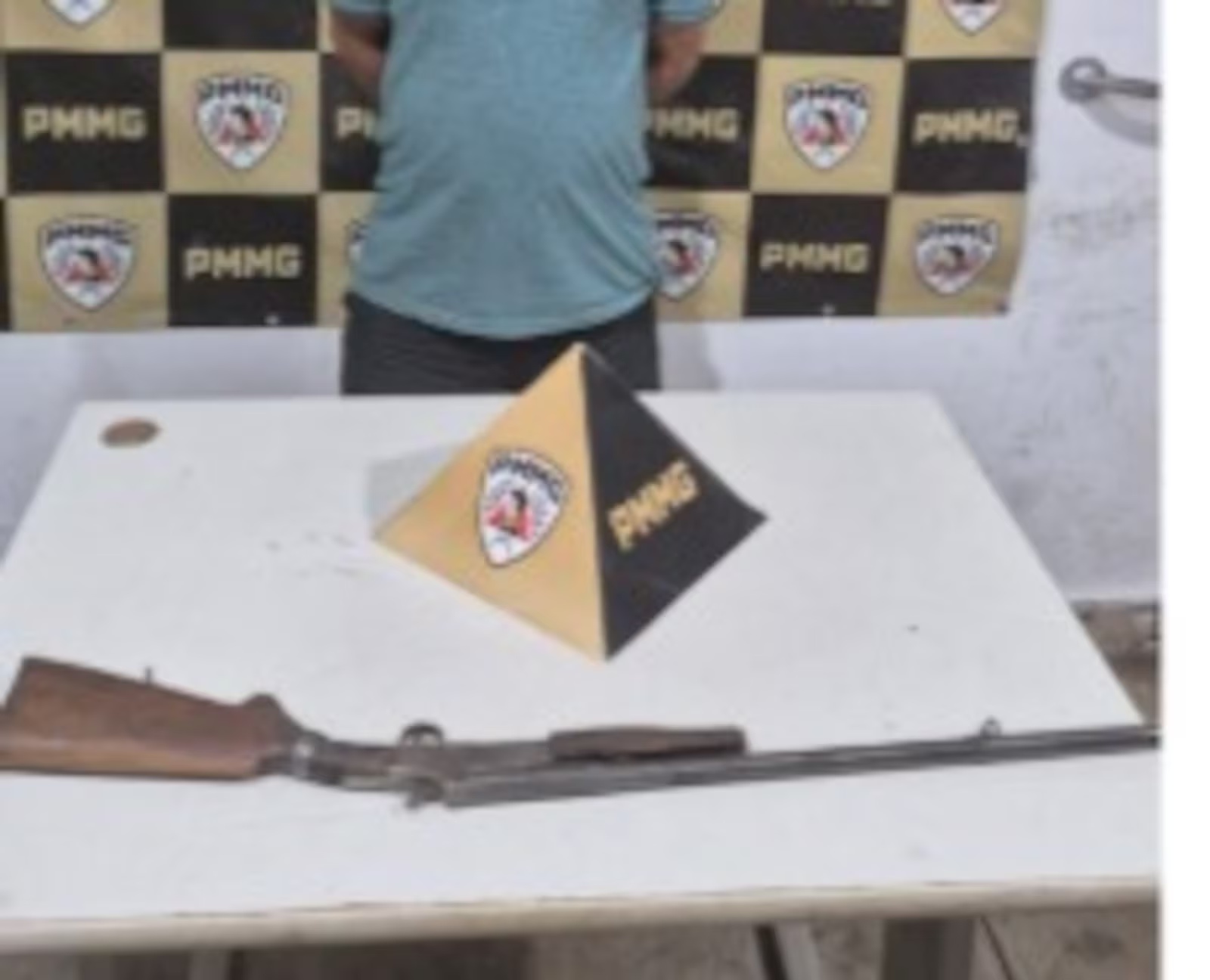 Homem é preso suspeito de agredir a esposa após discussão política em Uberaba (MG)