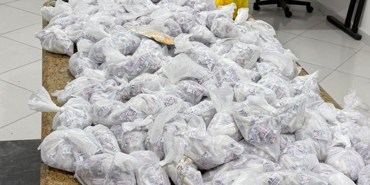 Homem é preso com 6.230 pinos de cocaína após fuga e colisões em Leopoldina