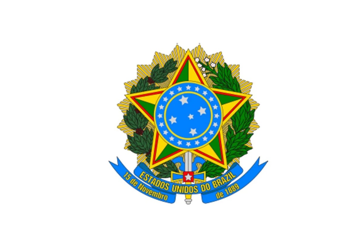 Advogados pedem investigação da PF sobre uso de brasão da República em carta de Flávio Bolsonaro
