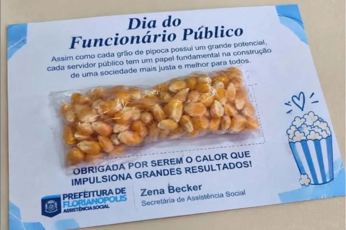 Brinde com milho de pipoca entregue a servidores de Florianópolis gera críticas nas redes sociais