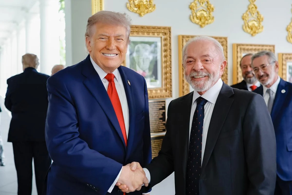 Lula deve convidar Trump e Milei para cerimônia de posse em janeiro de 2027