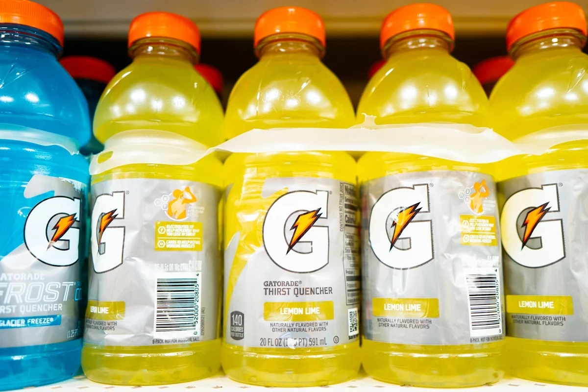 PepsiCo realiza recall de aproximadamente 122 mil caixas de Gatorade nos EUA devido à presença de corantes não declarados