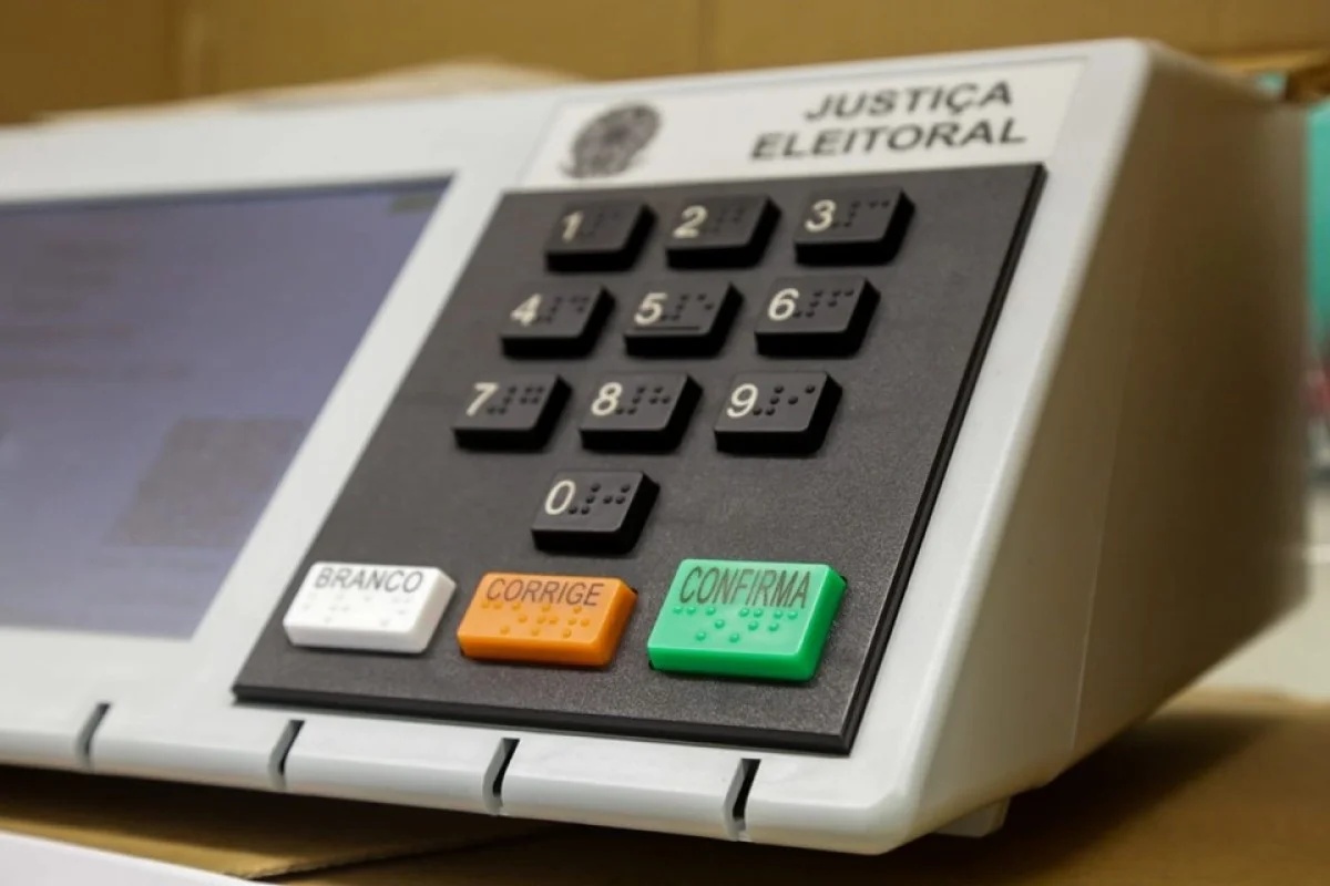 Dez candidatos eleitos à Câmara dos Deputados conquistaram mandato com menos de 20 mil votos