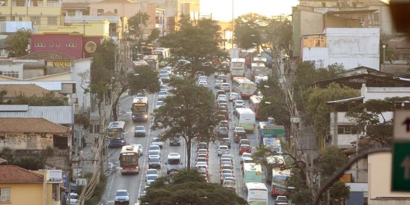Prefeitura de Belo Horizonte autoriza desapropriação de 14 imóveis para obras do BRT Amazonas